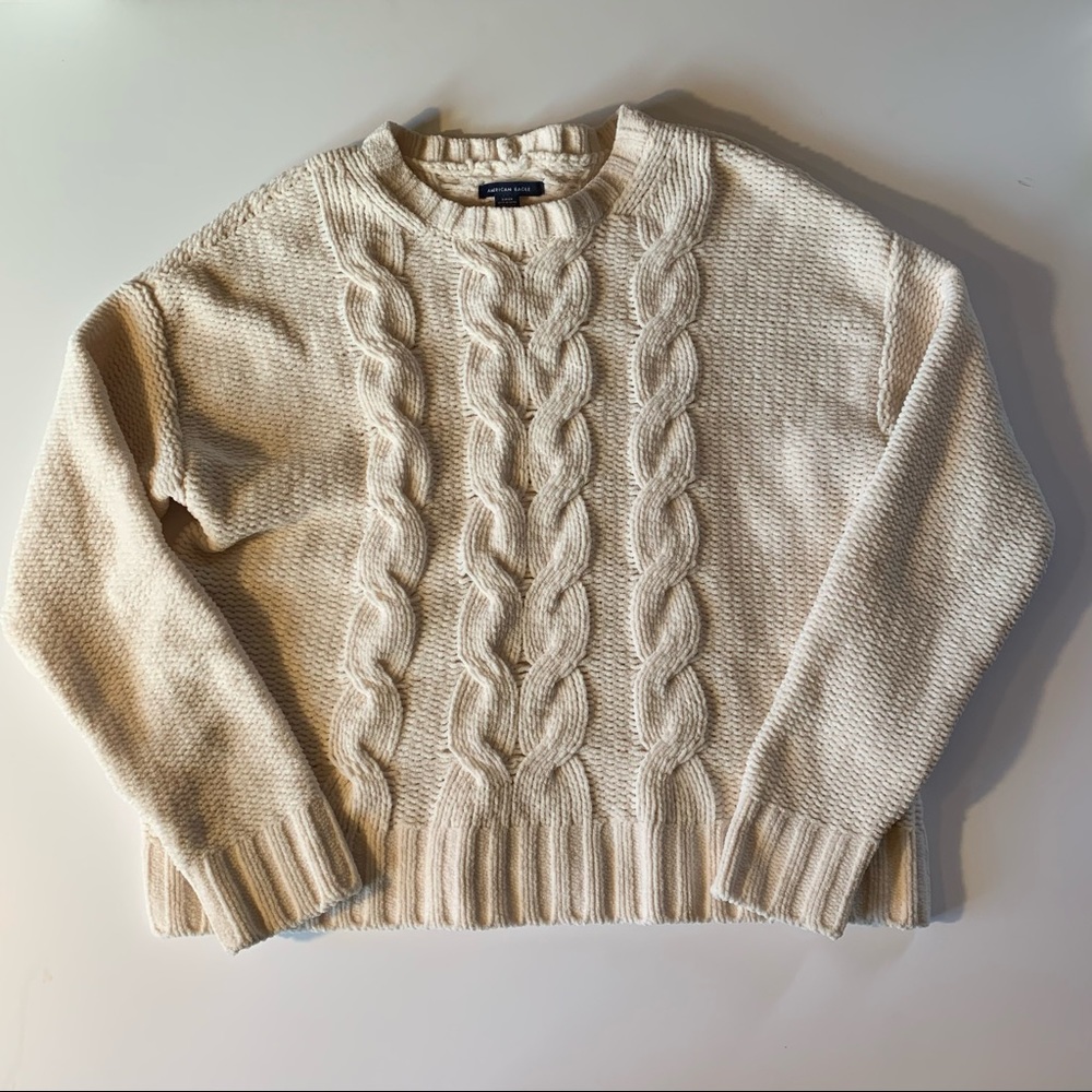 NWOT American Eagle White Cable Knit Chenille Sweater Women’s Size Small